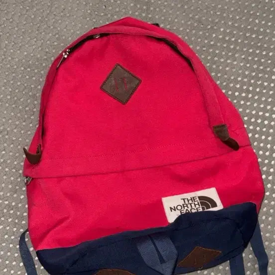 [BUNJANG] The North Face Pink Backpack / 노스페이스 핑크백팩