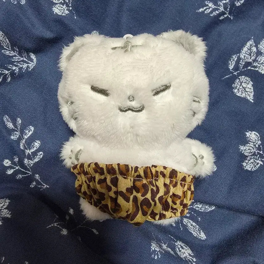 [BUNJANG] SEVENTEEN Hozi 10cm Doll / 세븐틴 호찌 10cm 양도