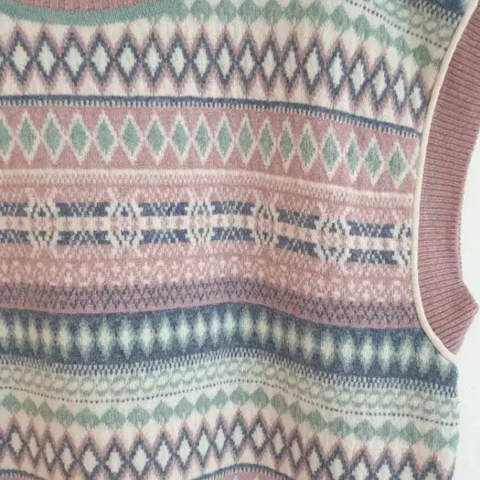 [BUNJANG] Thursday Island Jacquard Knit Vest / 써스데이아일랜드 자카드 니트 베스트 조끼