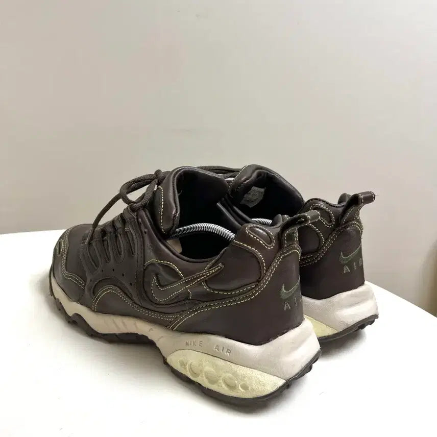 [BUNJANG] Nike Air Terra Humara Brown HTM Sneakers / [290] 나이키 에어 테라 휴마라 브라운 HTM