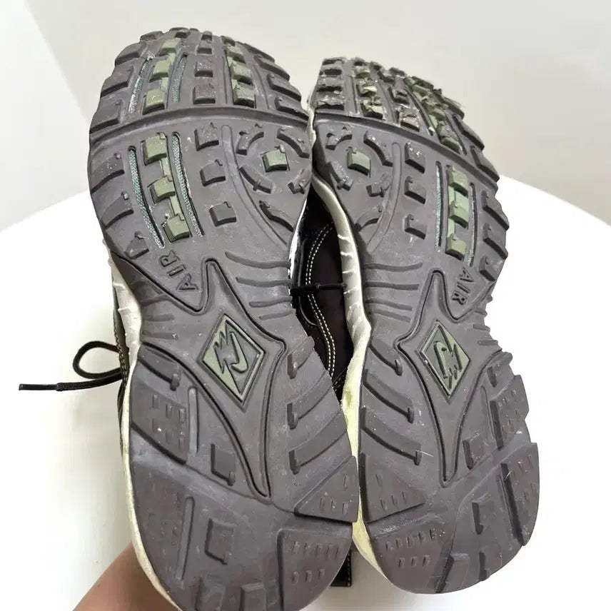 [BUNJANG] Nike Air Terra Humara Brown HTM Sneakers / [290] 나이키 에어 테라 휴마라 브라운 HTM