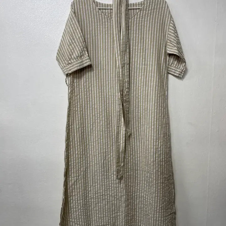 [BUNJANG] Vintage9 Beige Stripe Long Dress / 빈티지구 미센스 베이지 스트라이프 롱 원피스