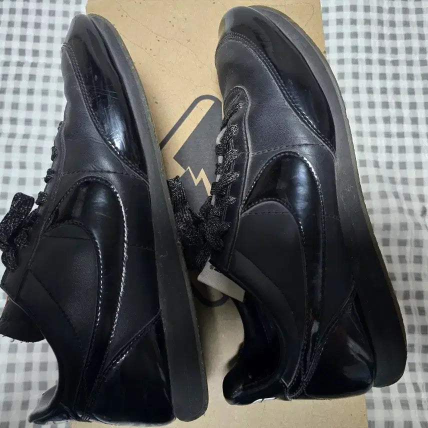 [BUNJANG] CDG x Nike Night Track Sneakers / cdg x 나이키 나이트 트랙 260