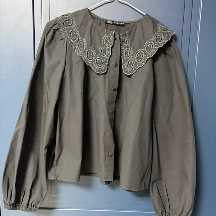 [BUNJANG] ZARA Low Classic Charcoal Blouse / 자라 로우클래식차콜 블라우스