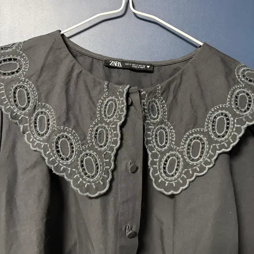 [BUNJANG] ZARA Low Classic Charcoal Blouse / 자라 로우클래식차콜 블라우스