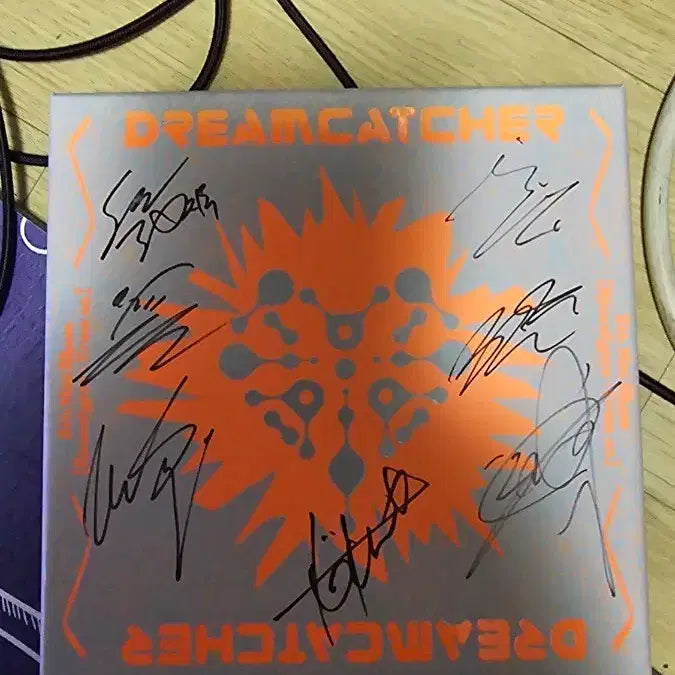 [SOLD OUT] [BUNJANG] Dreamcatcher Signed Album / 드림캐쳐 DREAMCATCHER 비매 싸인앨범