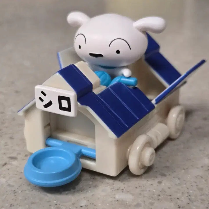 [BUNJANG] Whitey Car / 흰둥이 붕붕카