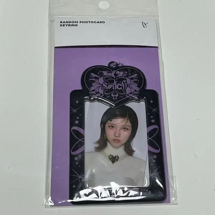 [SOLD OUT] 아이브 가을 포토카드 키링 아이스위치 라인스토어 팝업 포카 장원영