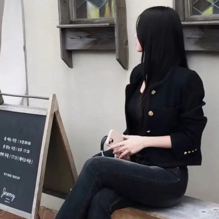 [BUNJANG] Black Tweed Crop Jacket with Gold Buttons / 블랙 트위드 크롭 자켓 금장버튼