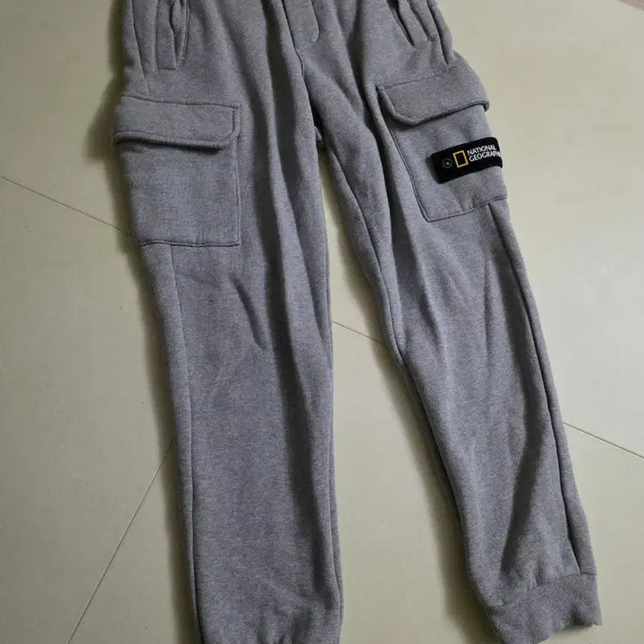 [BUNJANG] National Geographic Fleece Cargo Training Pants / 내셔널지오그래픽 기모 카고 트레이닝바지 남95 추천