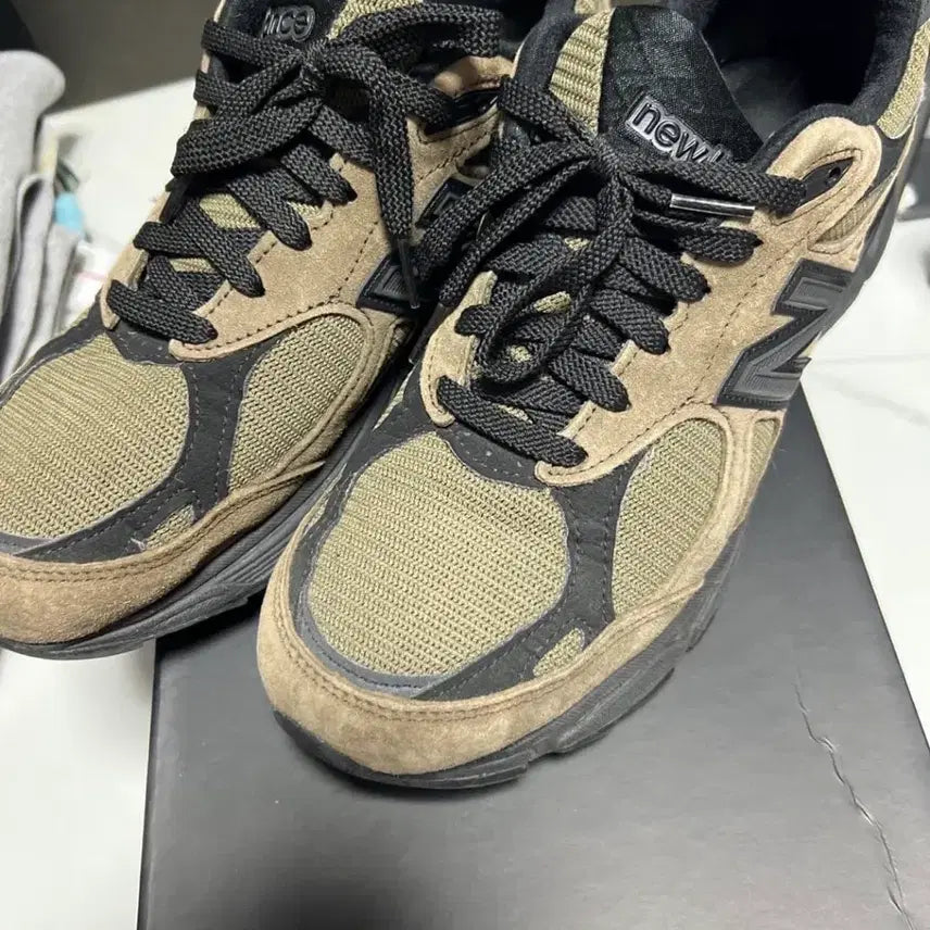 [BUNJANG] New Balance Jjound 990 Brown Black Sneakers / 뉴발란스 990 jjound 자운드 브라운블랙 260 사이즈