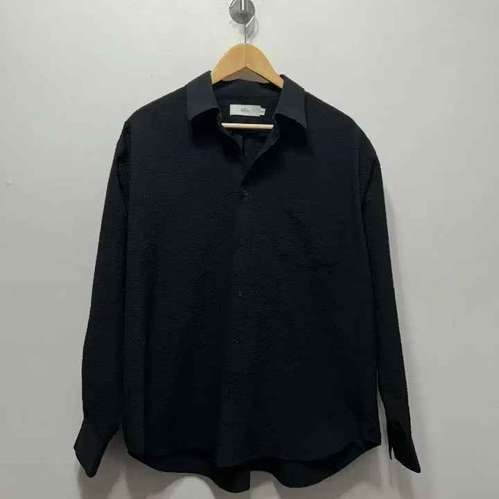 [BUNJANG] DEEF HOUSE Black Embossed Long Sleeve Shirt (L) / DEEF HOUSE블랙 엠보싱 긴팔 셔츠 L
