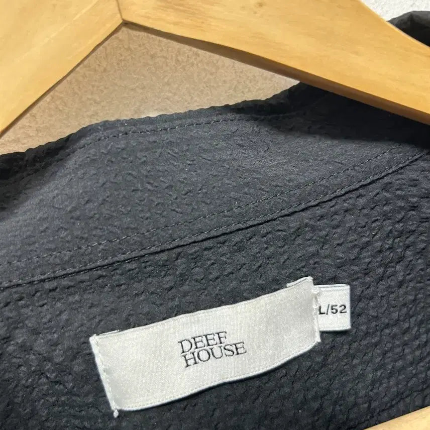 [BUNJANG] DEEF HOUSE Black Embossed Long Sleeve Shirt (L) / DEEF HOUSE블랙 엠보싱 긴팔 셔츠 L