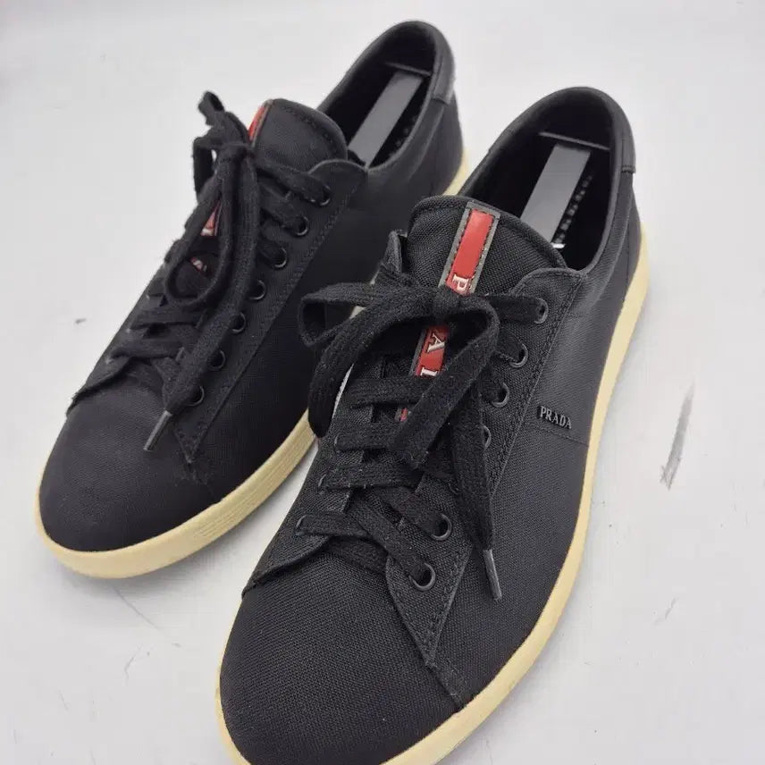 [BUNJANG] Prada Black Sneakers (Size 260) / 프라다 블랙 스니커즈 운동화260 사이즈