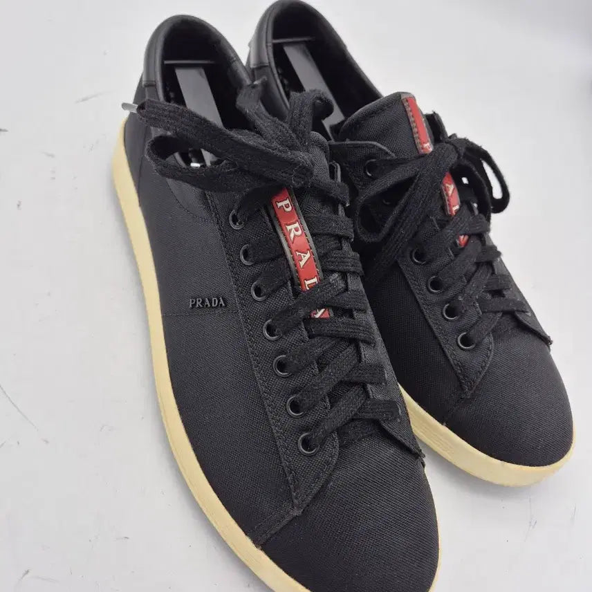 [BUNJANG] Prada Black Sneakers (Size 260) / 프라다 블랙 스니커즈 운동화260 사이즈