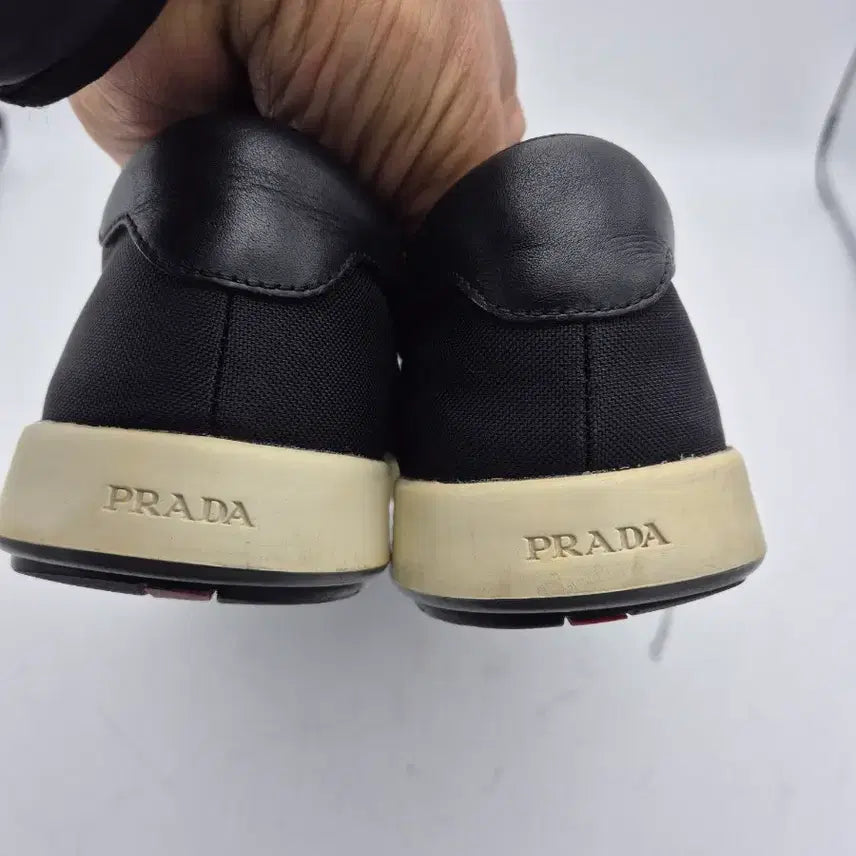 [BUNJANG] Prada Black Sneakers (Size 260) / 프라다 블랙 스니커즈 운동화260 사이즈