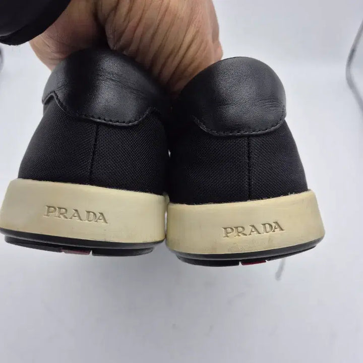 [BUNJANG] Prada Black Sneakers (Size 260) / 프라다 블랙 스니커즈 운동화260 사이즈