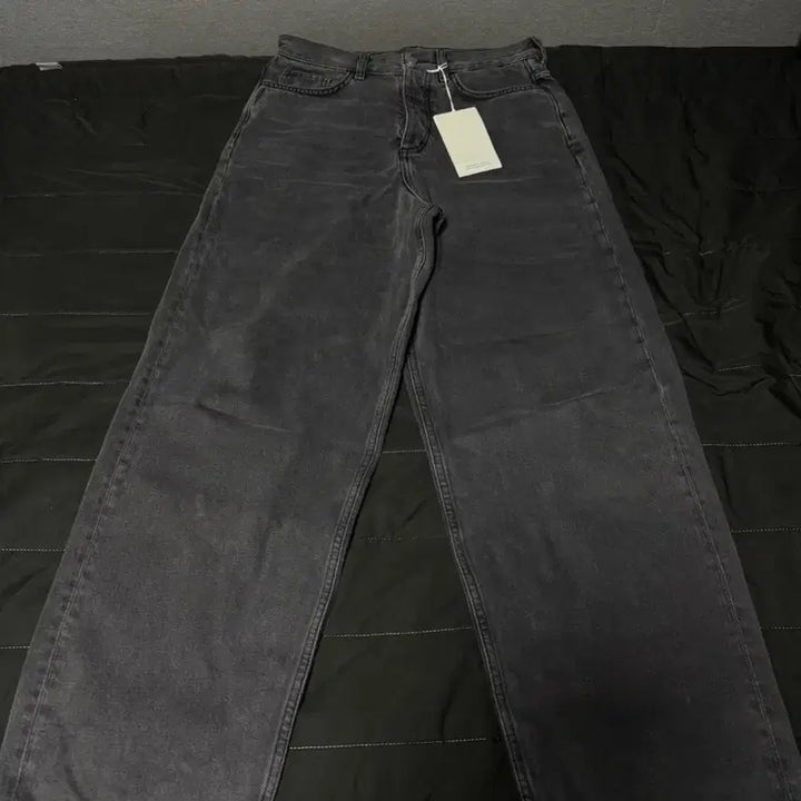 [BUNJANG] COS Relaxed Wide-leg Jeans Gray (Size 44) / 코스 릴렉스드 와이드레그 진 그레이 (44)