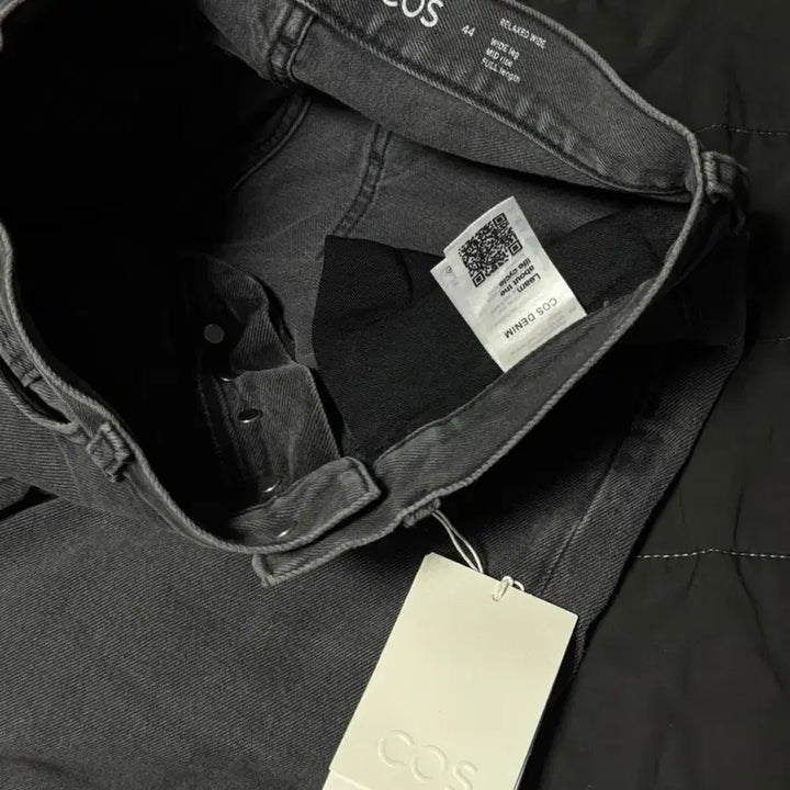 [BUNJANG] COS Relaxed Wide-leg Jeans Gray (Size 44) / 코스 릴렉스드 와이드레그 진 그레이 (44)