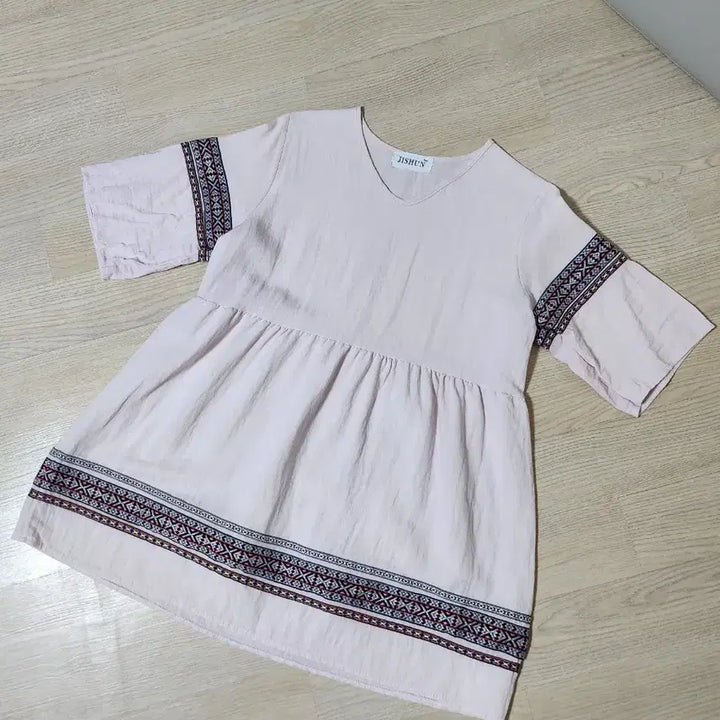 [BUNJANG] JISHUN Ethnic Embroidered Short-Sleeve Dress / JISHUN 에스닉 자수 반팔 원피스