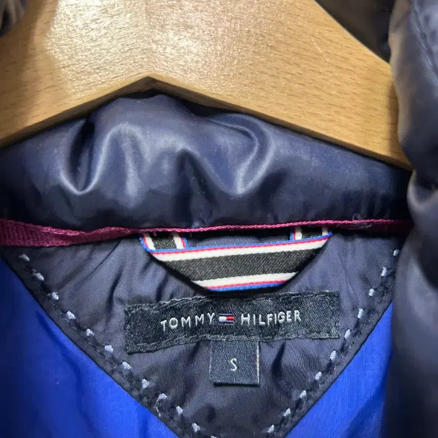 [BUNJANG] Tommy Hilfiger Navy Fur Hooded Padded Jacket (S) Women&