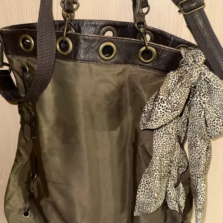 [BUNJANG] Gianni Versace Crossbody Shoulder Bag / 지아니로주디체 크로스백 숄더백 빈티지아메카지