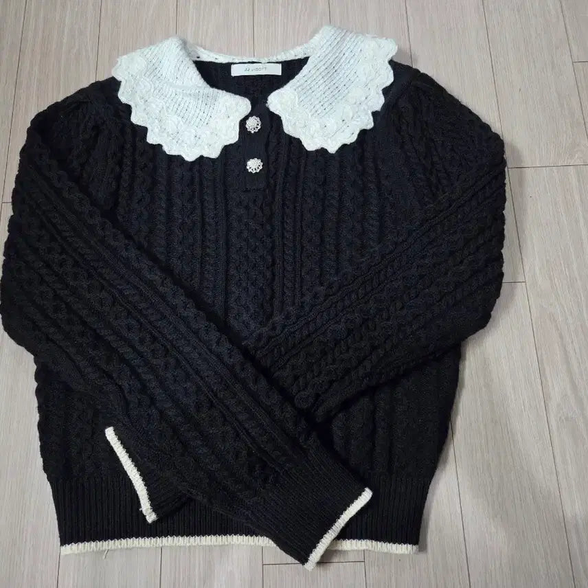 [BUNJANG] JJ JIGOTT Lace Collar Pullover Knit Black / 실착1회.JJ JIGOTT 레이스 칼라 풀오버 니트 블랙 55사이즈