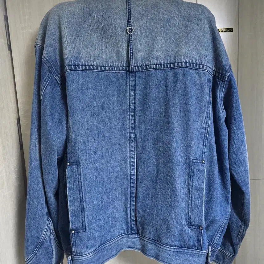 [SOLD OUT] 송지오 지제로 팬서 크레센트 데님 트러커 M