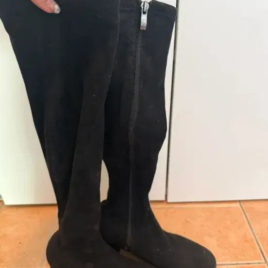 [BUNJANG] Mayyun Mink Fleece Suede Long Boots - Black (Size 240) / 메이윤 밍크기모 스웨이드 롱부츠 블랙 S 240