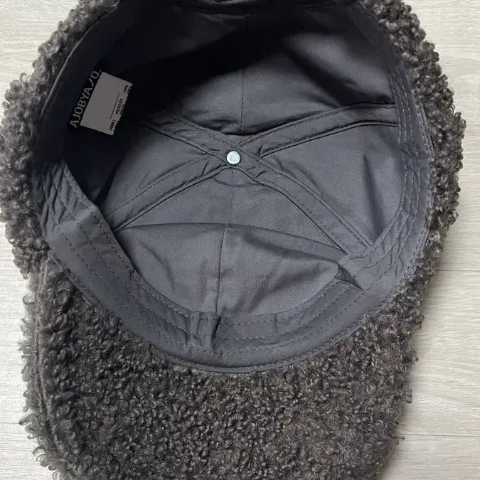 [BUNJANG] AZOBJAJO Fleece Hat / 아조바이아조 뽀글이 모자