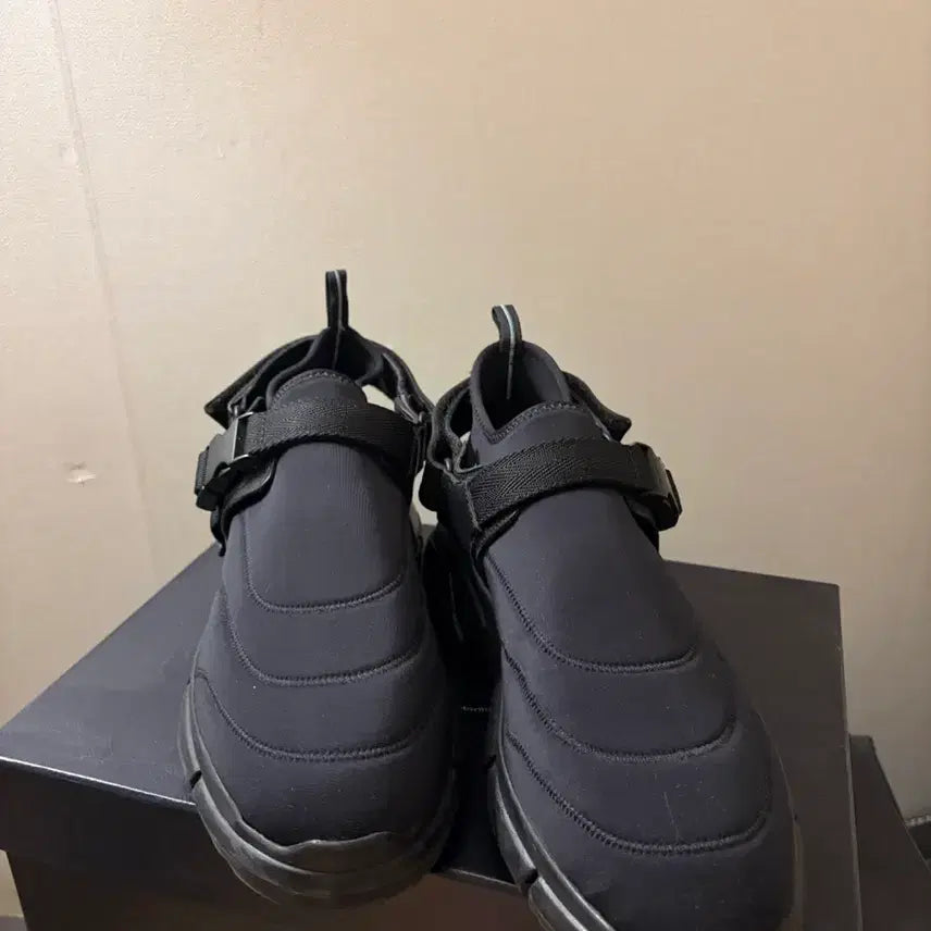 [BUNJANG] Prada Sneakers / 프라다 스니커즈