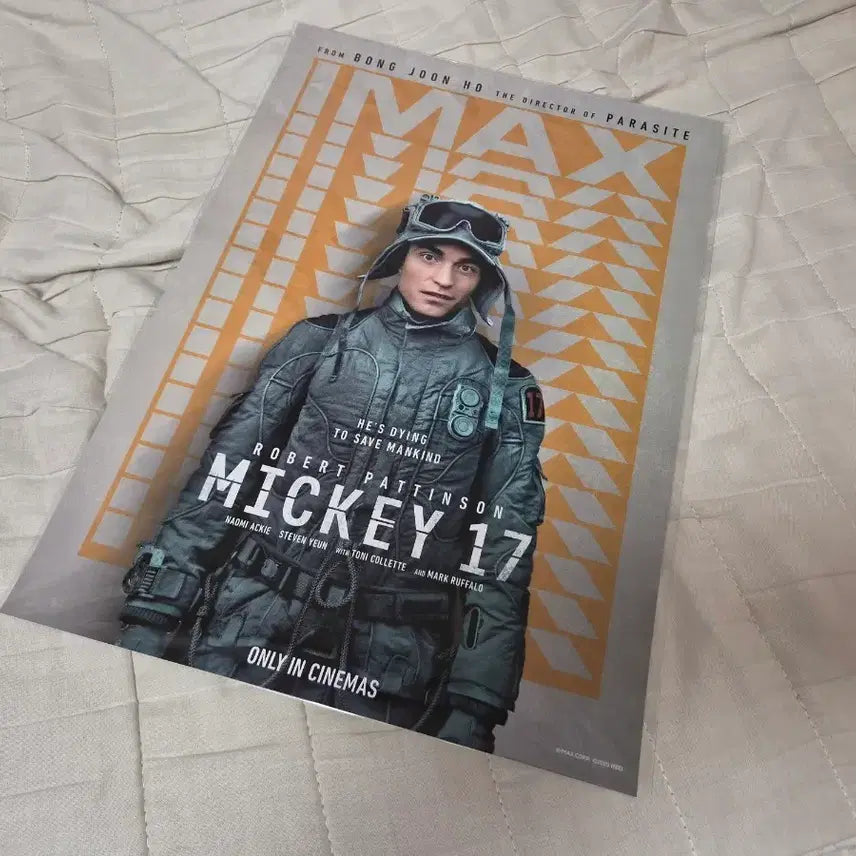 [BUNJANG] Mickey 17 IMAX A3 Poster / 미키 17 IMAX A3 포스터