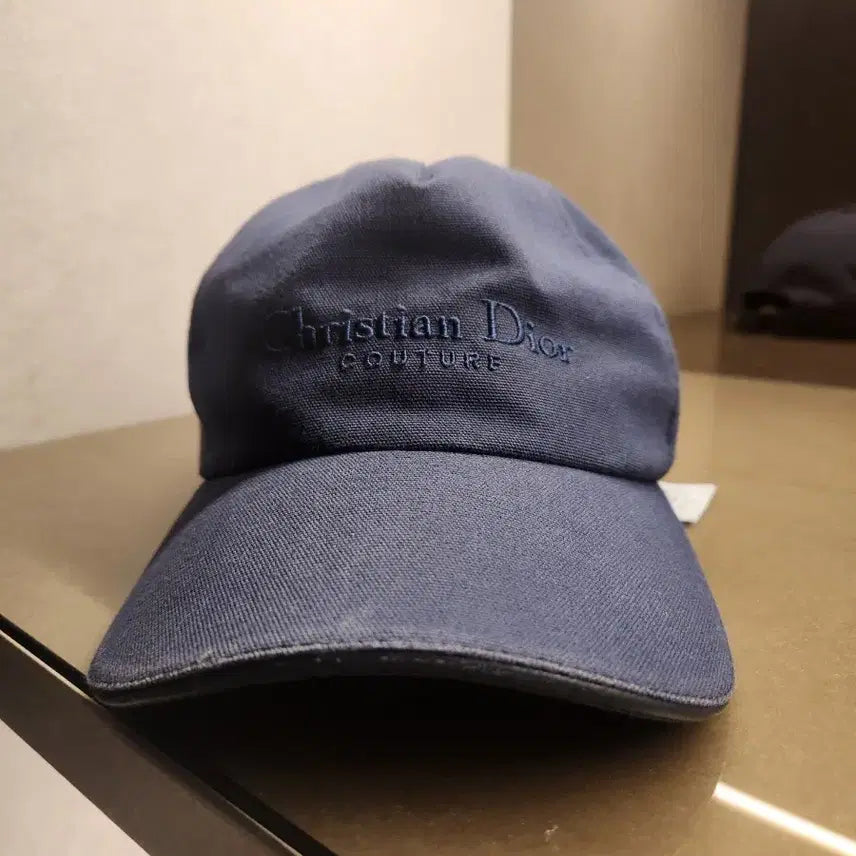 [BUNJANG] Dior Christian Embroidered Logo Denim Ball Cap / 디올 크리스챤 자수로고 데님 볼캡 (루이비통)
