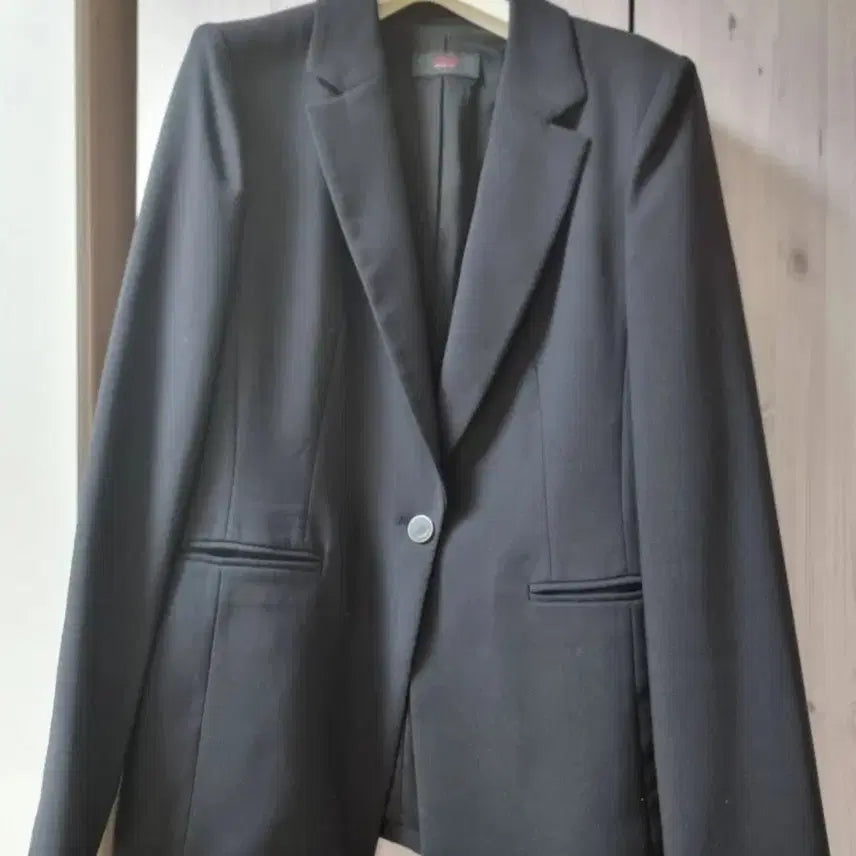 [BUNJANG] Black Jacket / 검정 자켓