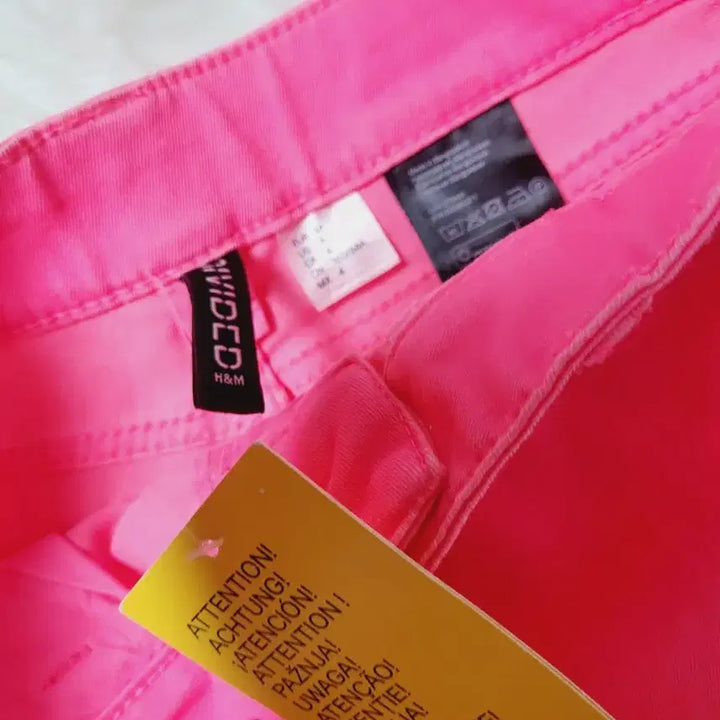 [BUNJANG] Hot Pink Denim Shorts / 핫핑크 데님 반바지 수입