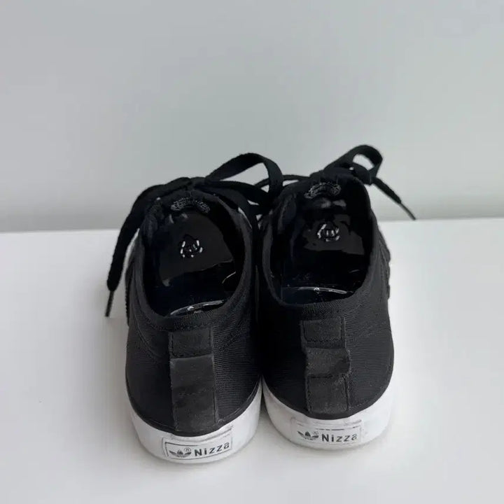 [BUNJANG] Adidas Nizza Trefoil Black Sneakers 255 / 아디다스 니짜 트레포일 블랙 스니커즈 255