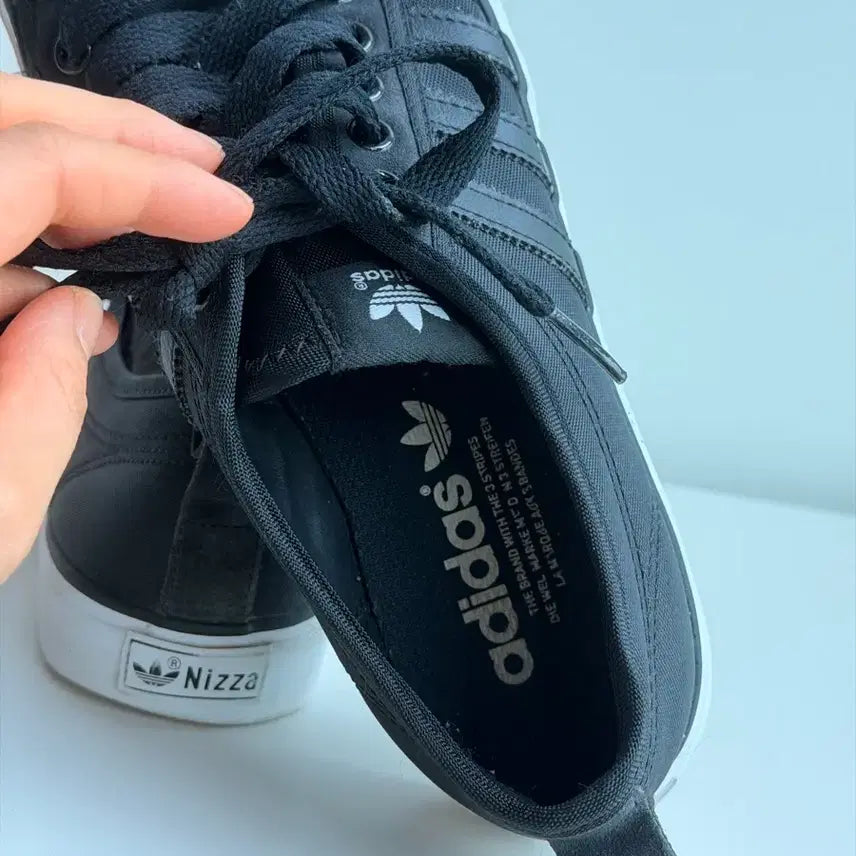 [BUNJANG] Adidas Nizza Trefoil Black Sneakers 255 / 아디다스 니짜 트레포일 블랙 스니커즈 255