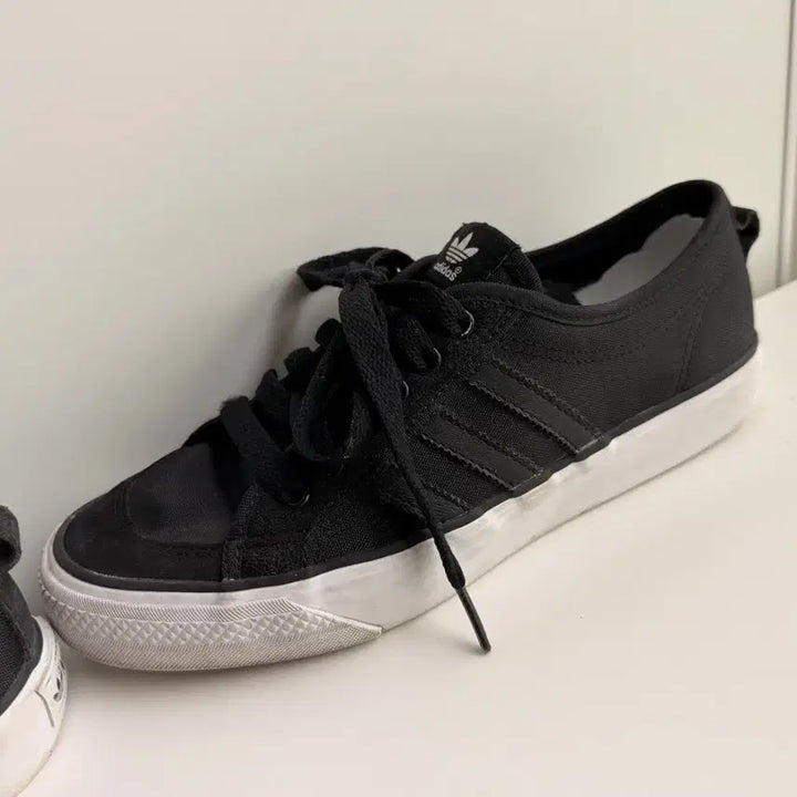[BUNJANG] Adidas Nizza Trefoil Black Sneakers 255 / 아디다스 니짜 트레포일 블랙 스니커즈 255