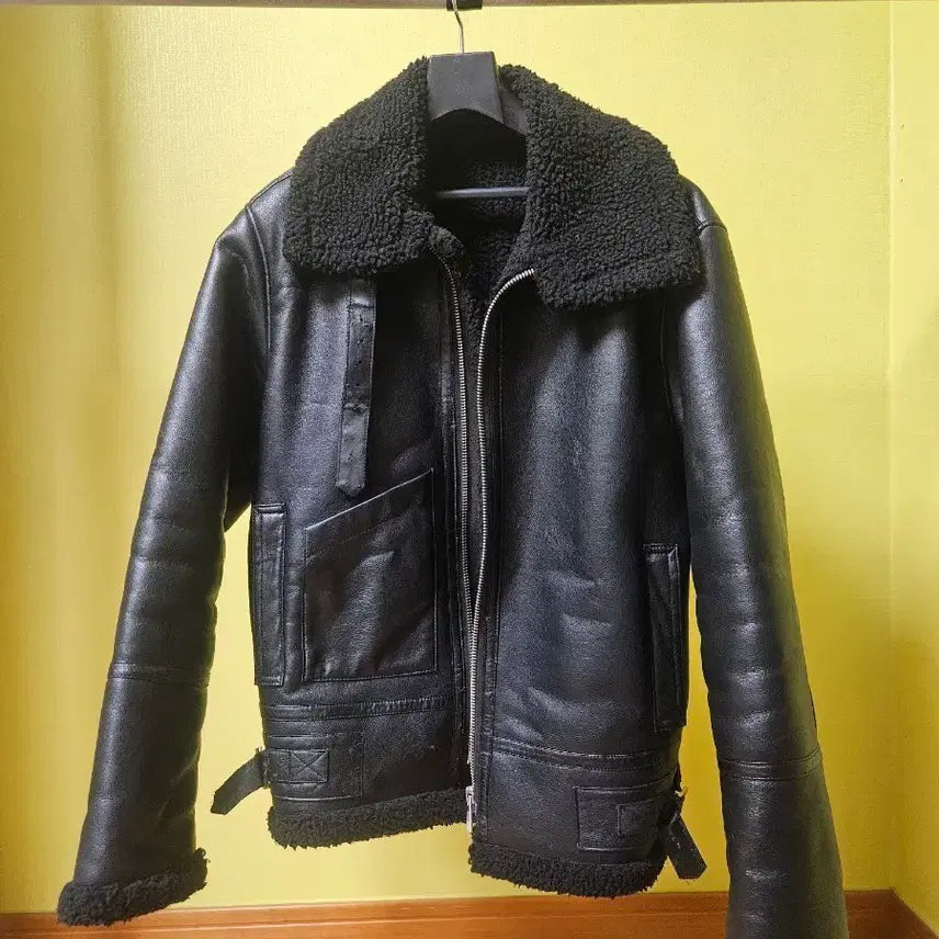 [BUNJANG] Black Mustang 100 Jacket / 남자 검정 무스탕 100