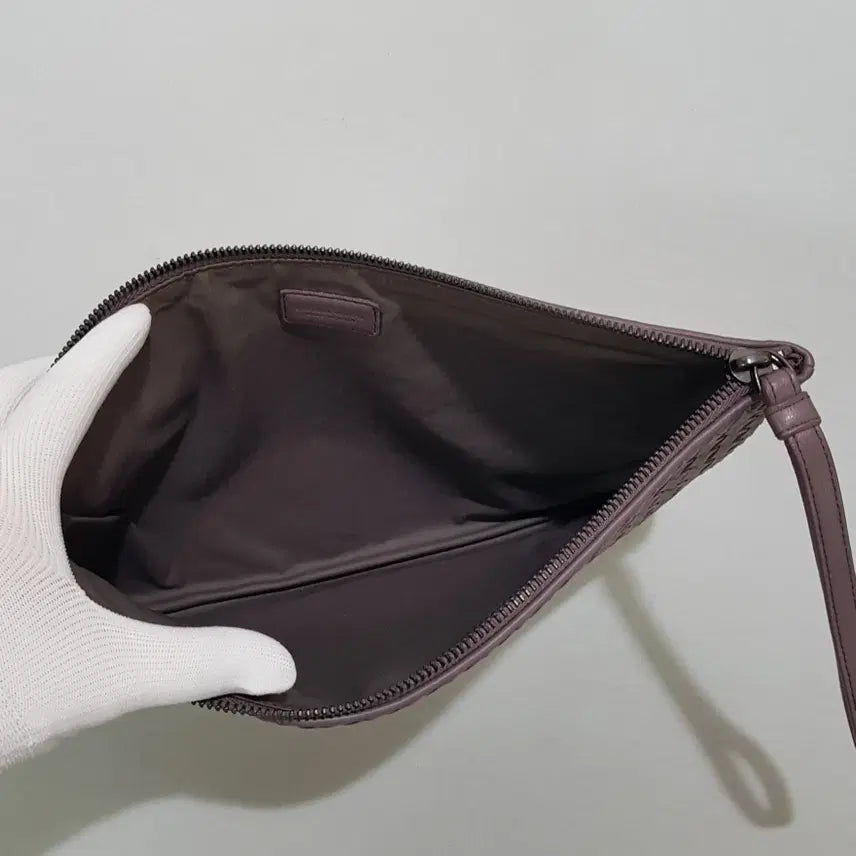 [BUNJANG] Bottega Veneta Stitch Strap Clutch 433778 / 정품) 보테가베네타 스티치 스트랩 클러치 433778