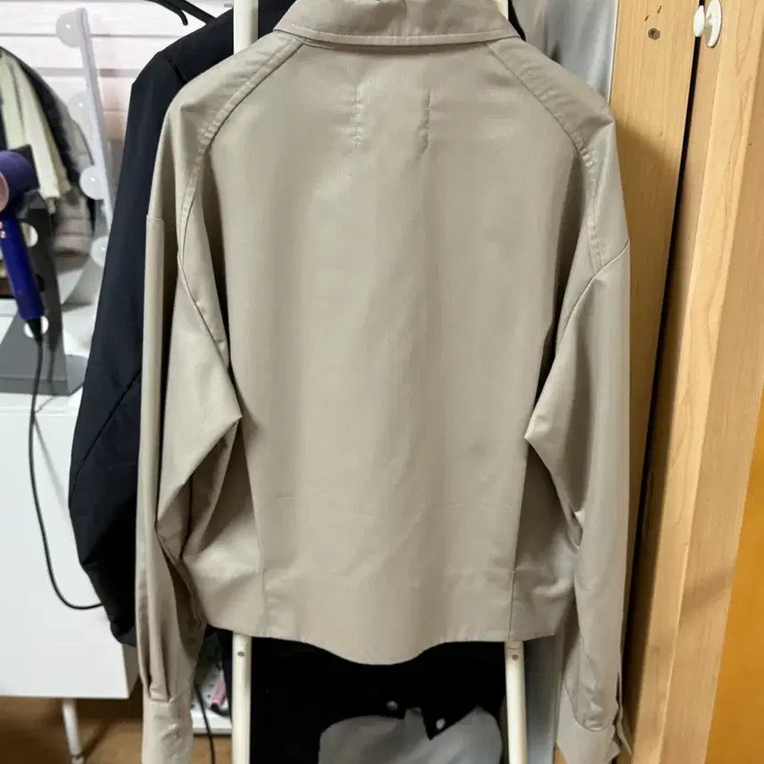 [BUNJANG] Ged Beige Shirt / 게드 셔츠