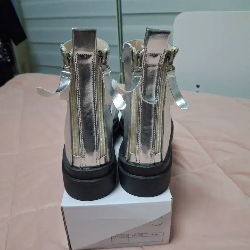 [BUNJANG] Strip Walker 240 Shoes / 스트립워커 240