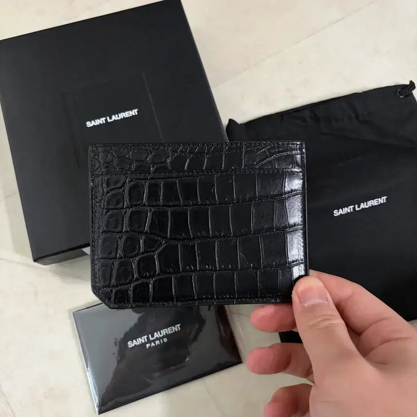 [SOLD OUT] [새상품]생로랑 미니 금장로고 크로커다일 카드지갑