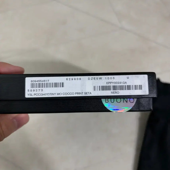 [SOLD OUT] [새상품]생로랑 미니 금장로고 크로커다일 카드지갑