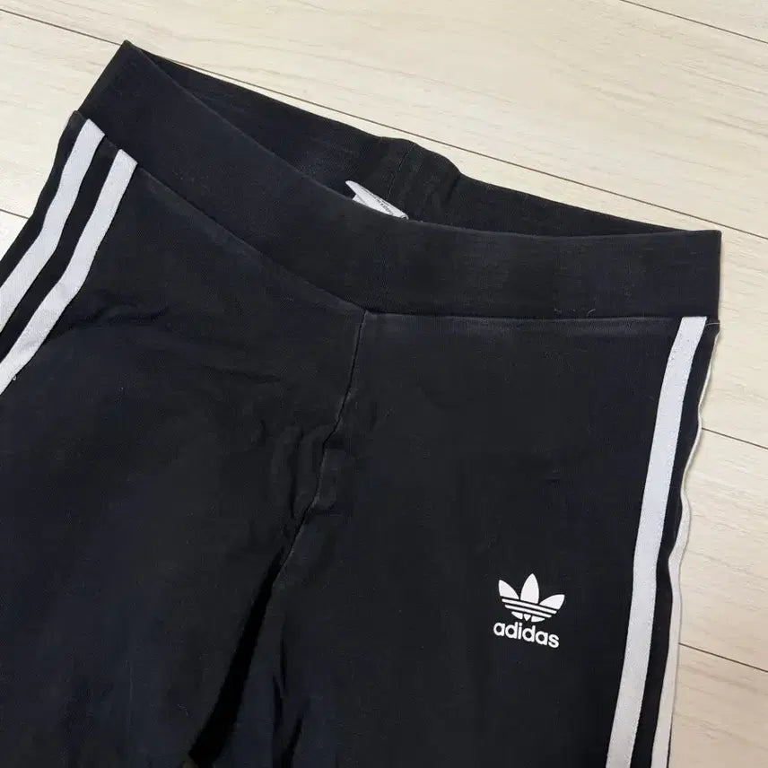 [BUNJANG] Adidas Three Stripes Leggings Black / 아디다스 삼선 레깅스 블랙