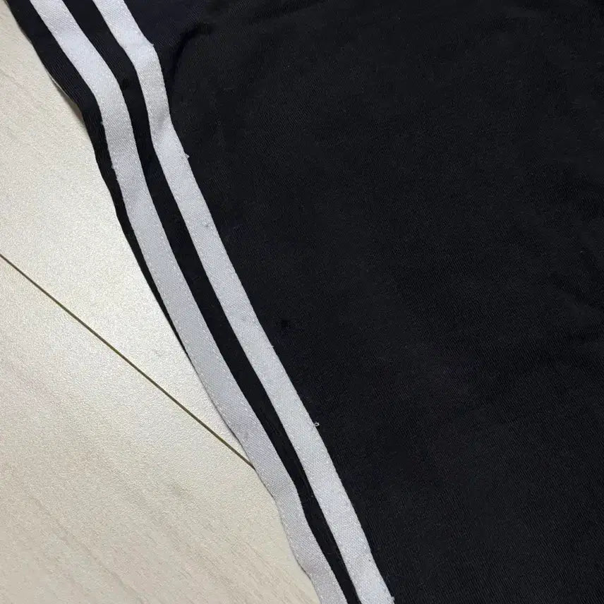 [BUNJANG] Adidas Three Stripes Leggings Black / 아디다스 삼선 레깅스 블랙