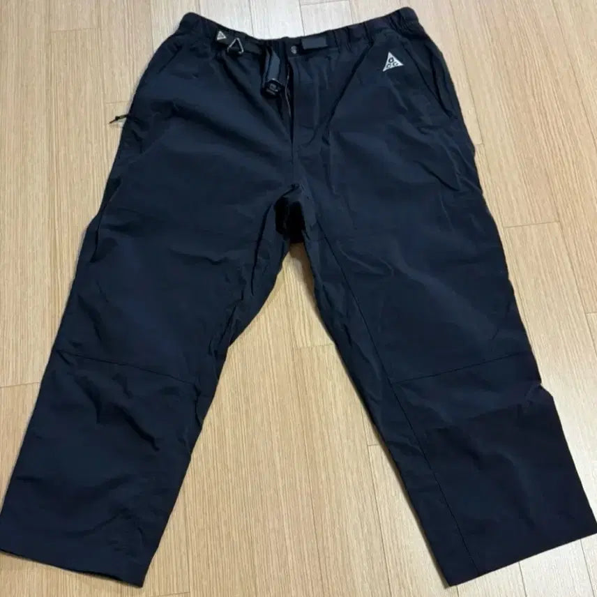 [SOLD OUT] 나이키 ACG UV 하이킹 팬츠 (XL)
