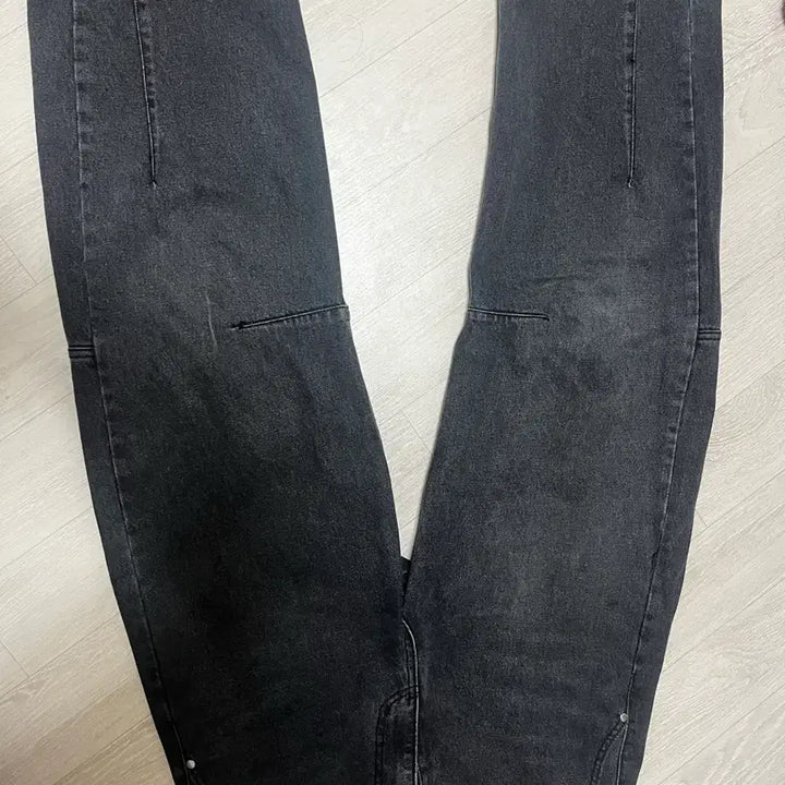 [BUNJANG] Fabrega Victor Curved Denim Size 1 / 파브레가 빅터 커브드 데님 1사이즈