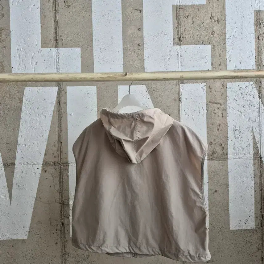 [SOLD OUT] 77)CHOR 후드 숏베스트 집업
