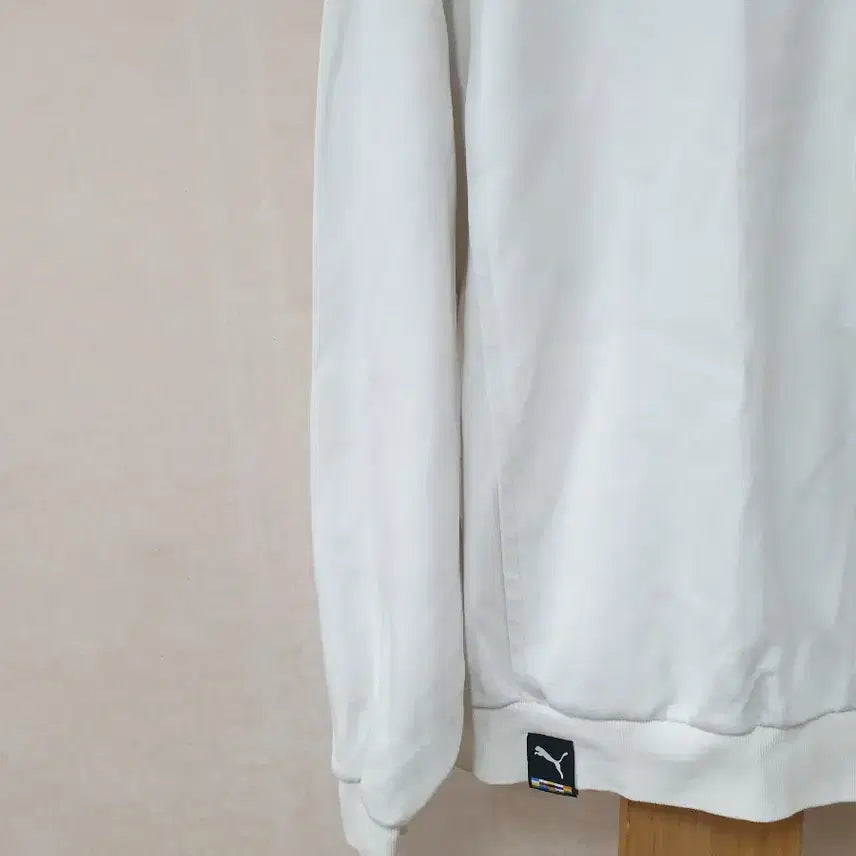 [BUNJANG] Puma White Pocket Sweatshirt M / 퓨마 화이트 포켓 맨투맨 M